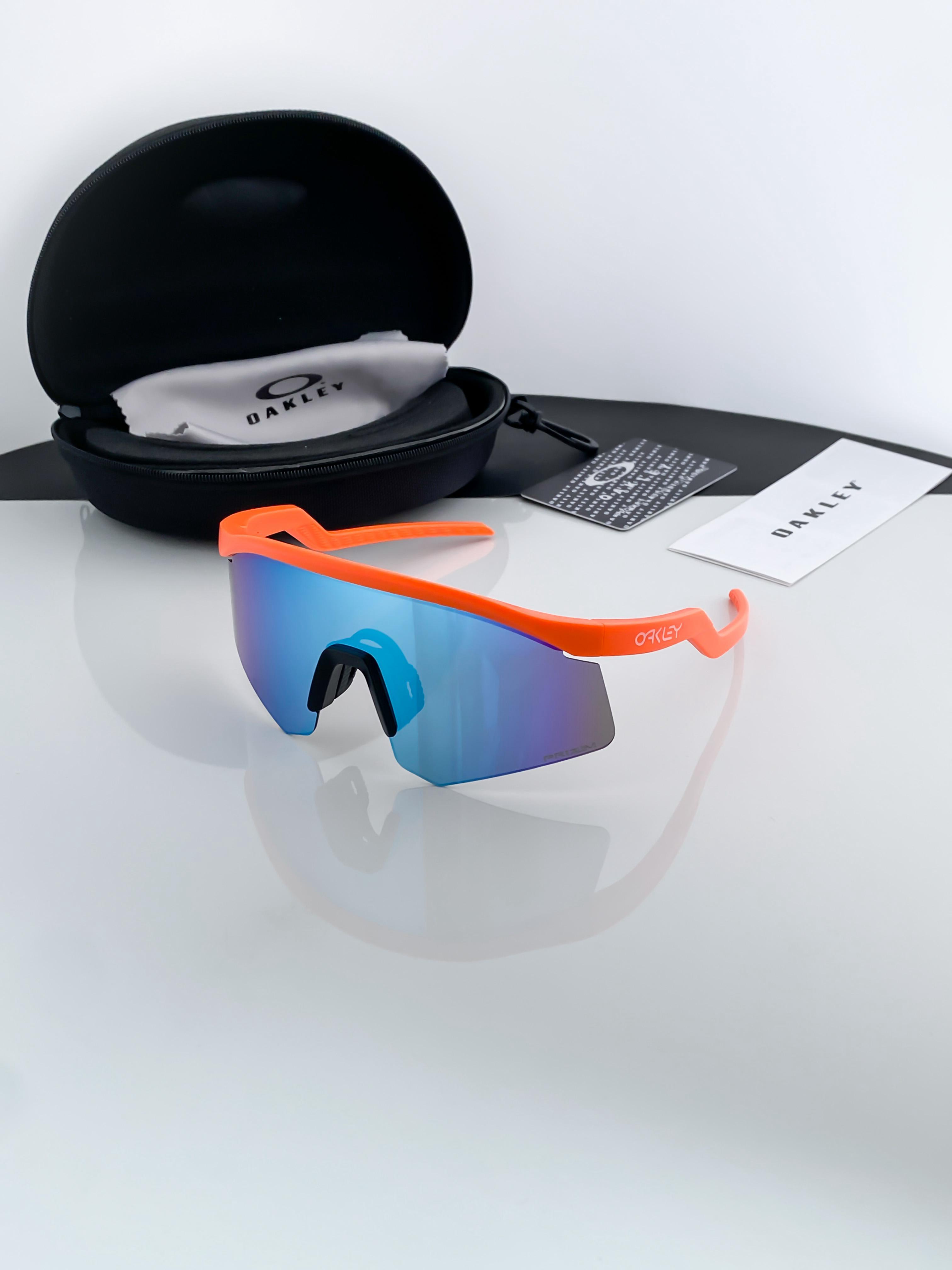 OAKLEY ORAANGE BLUE